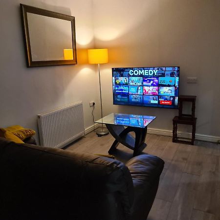Whole House - 4 Bedrooms - Parking - Sleeps 8 Birmingham Exterior foto