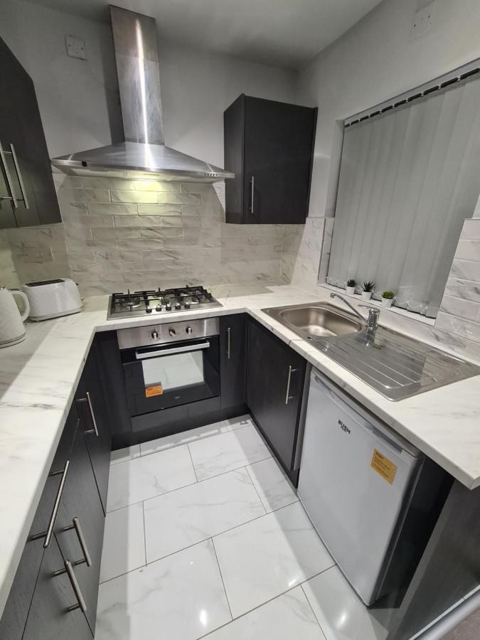 Whole House - 4 Bedrooms - Parking - Sleeps 8 Birmingham Exterior foto