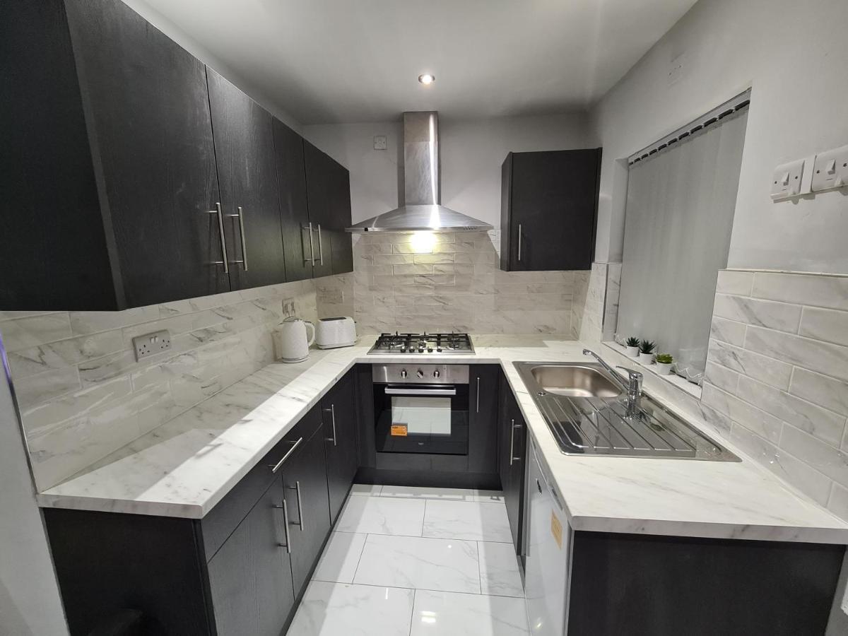 Whole House - 4 Bedrooms - Parking - Sleeps 8 Birmingham Exterior foto