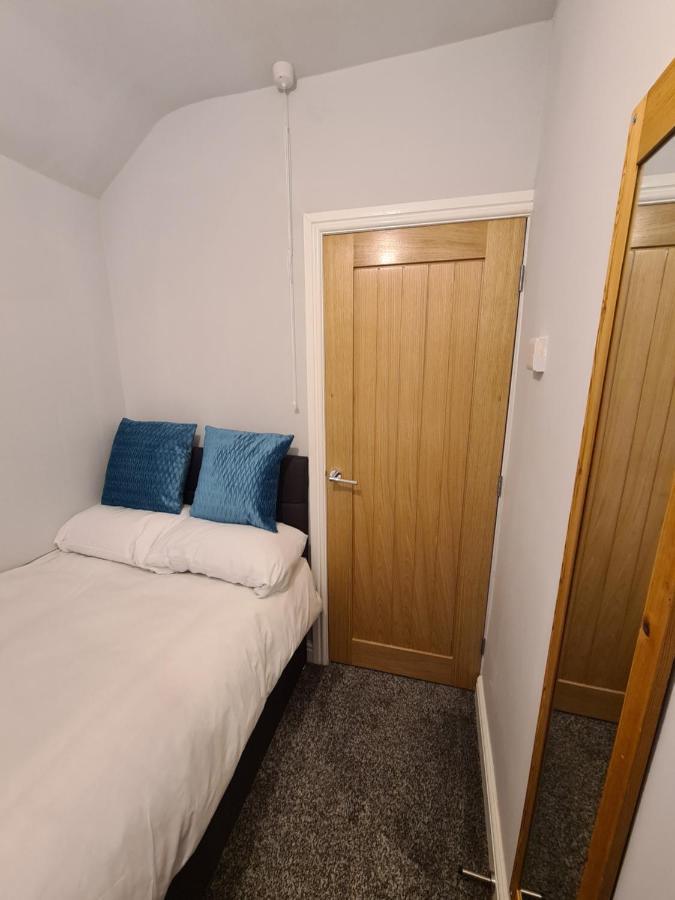 Whole House - 4 Bedrooms - Parking - Sleeps 8 Birmingham Exterior foto